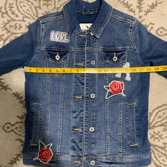Abercrombie & Fitch kid girl Rose Patchwork Denim Jacket sz 13/14 (used) - Picture 5 of 7